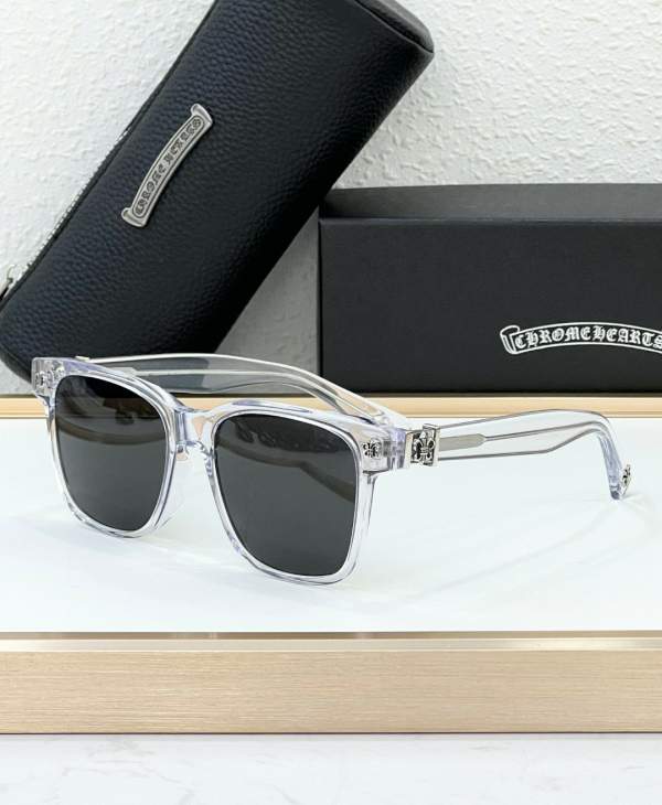 Picture of Chrome Hearts Sunglasses _SKUfw68374101fw